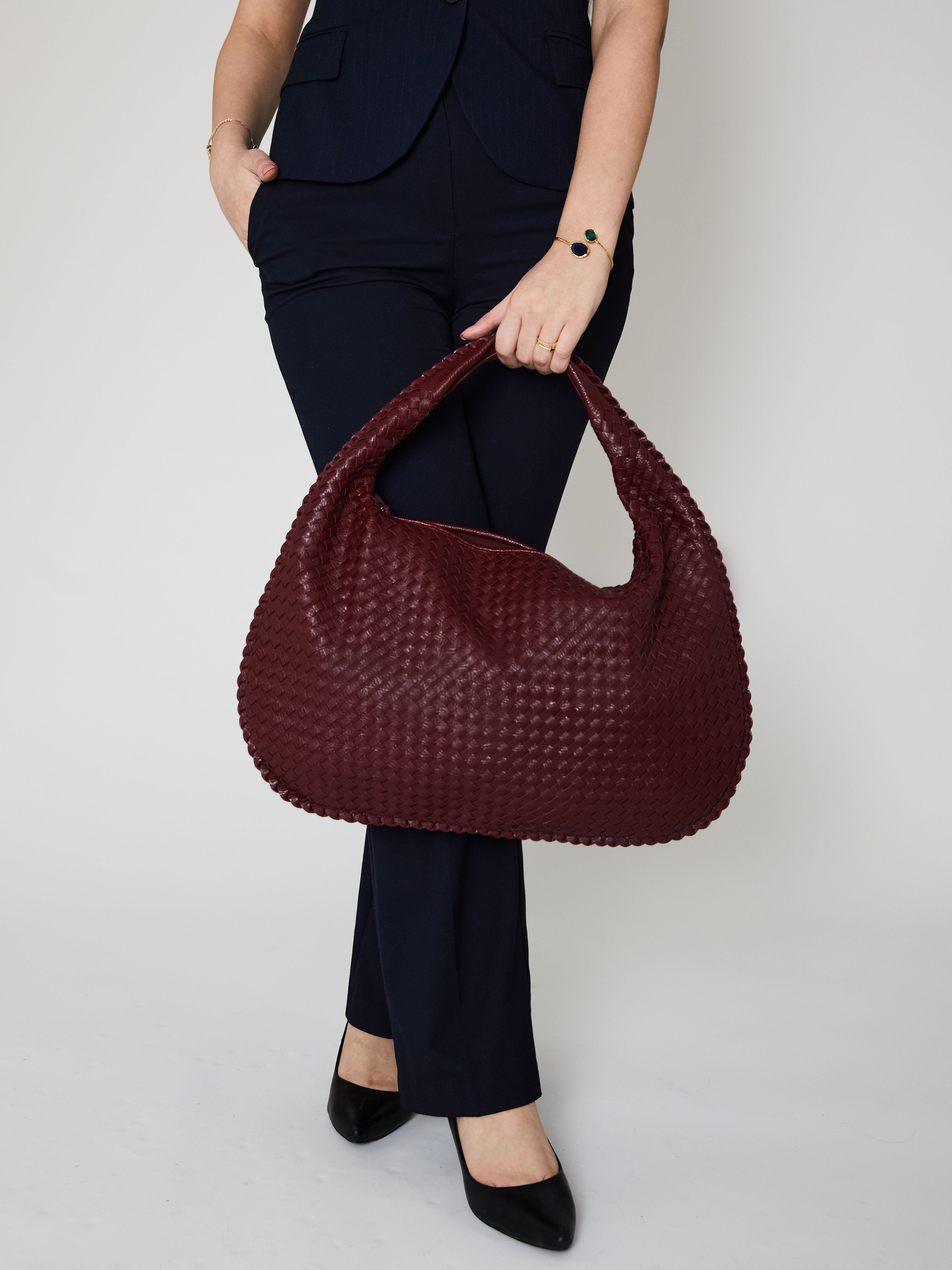 Everyday Leather Bag - Wine Red - CASAVENZA