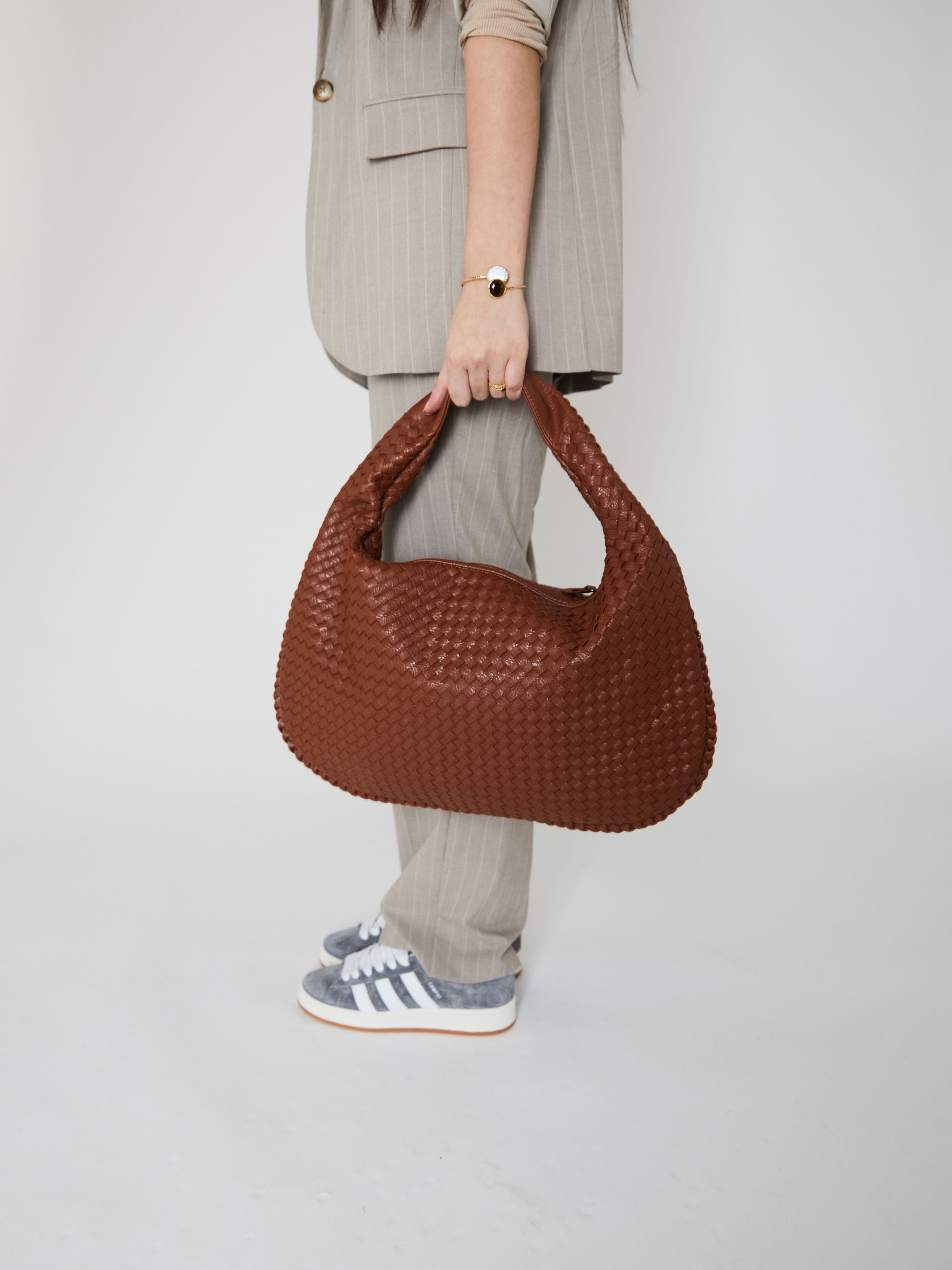 Everyday Leather Bag - Camel - CASAVENZA