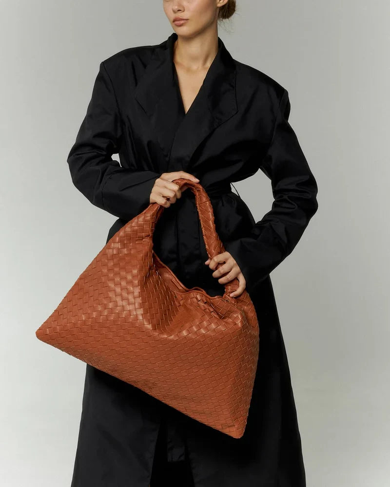 Elegance Leather Bag - Camel - CASAVENZA