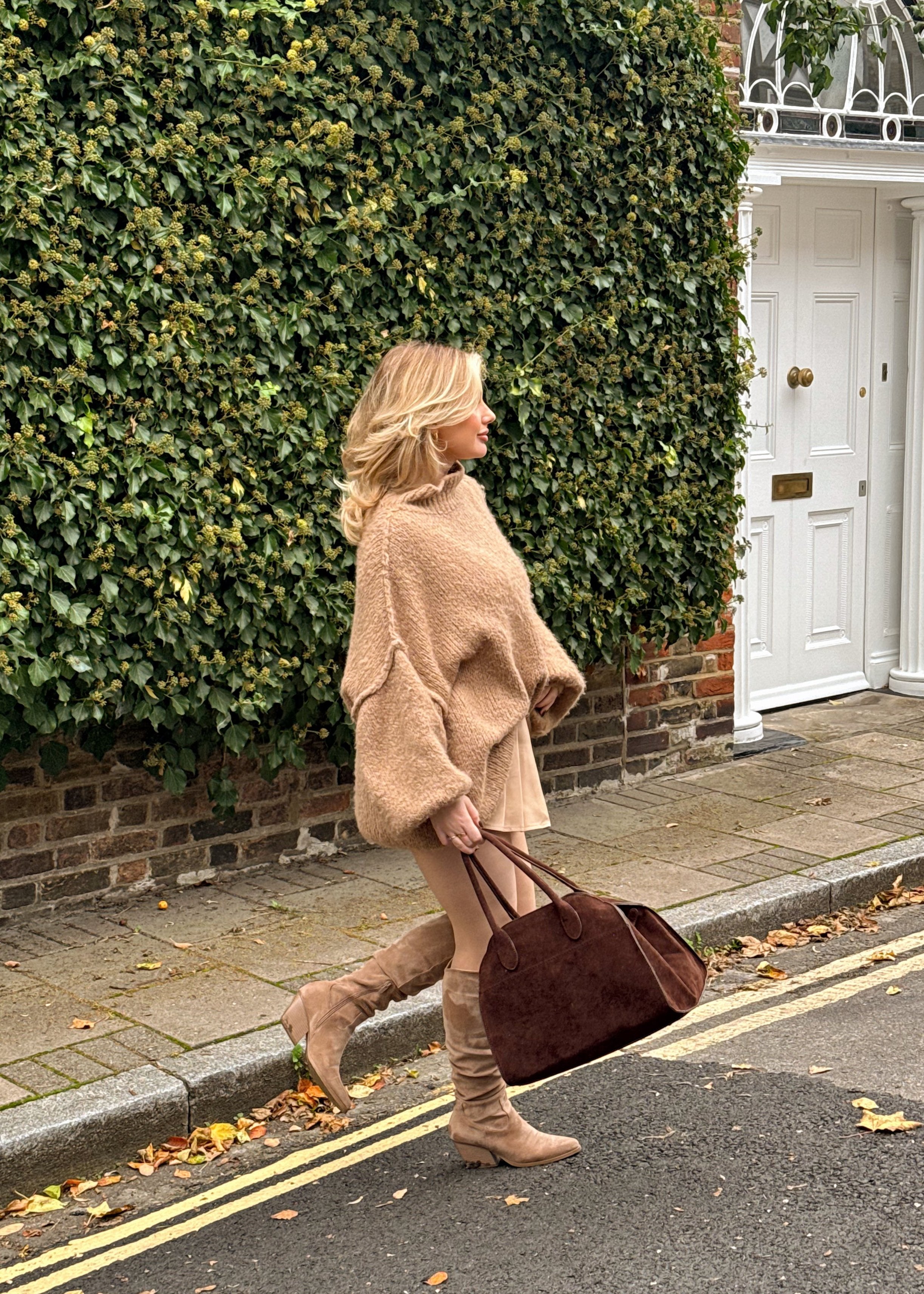 Musthave Suede Bag - Coffee - AmatoLeather