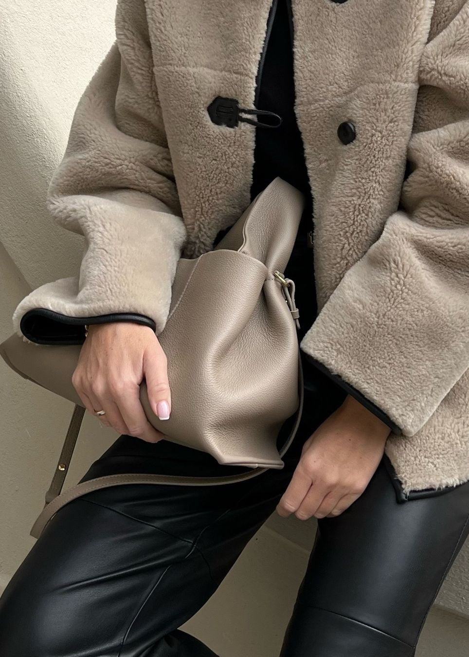 Lucinda Bag - Taupe - CASAVENZA