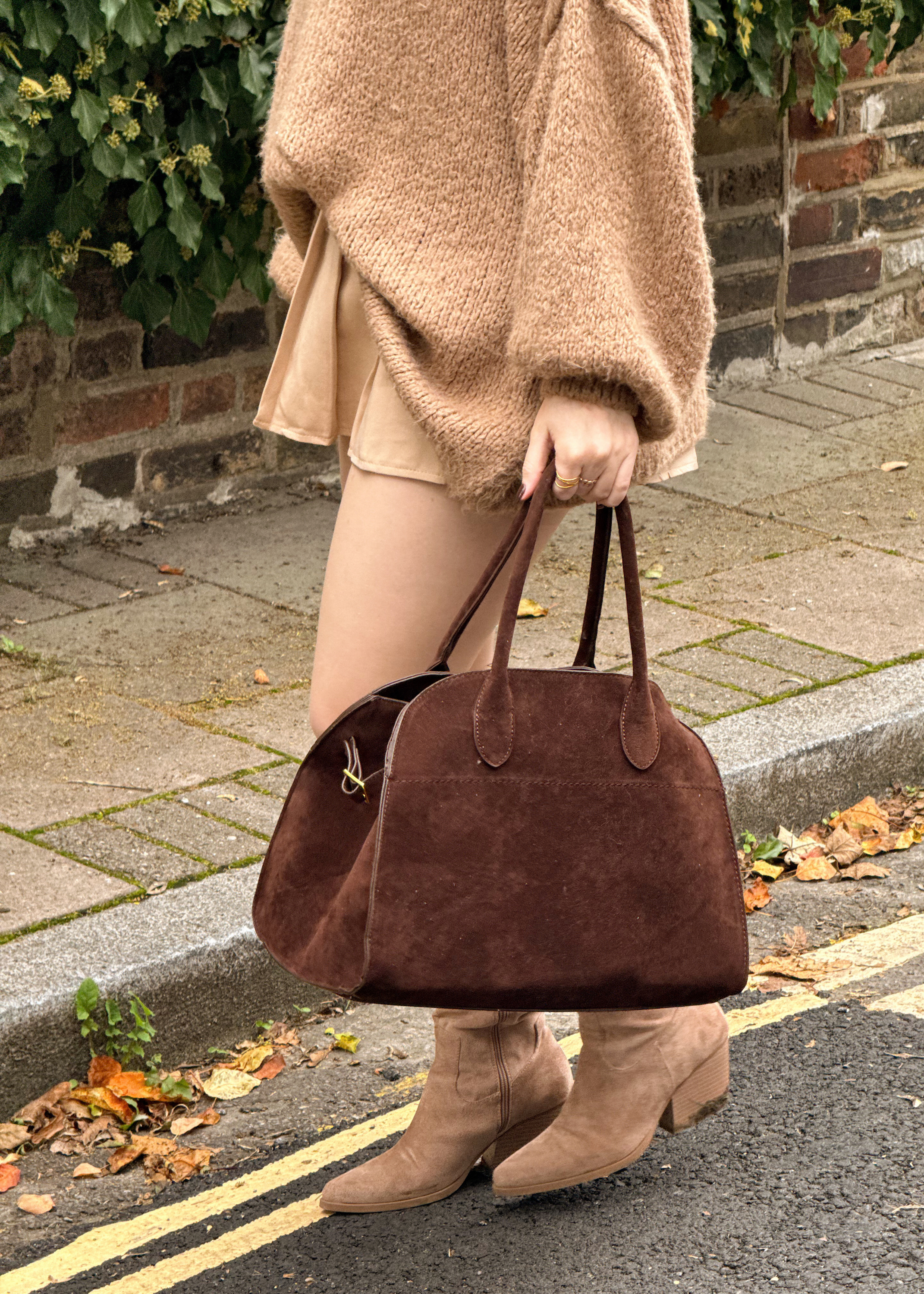 Musthave Suede Bag - Coffee - AmatoLeather