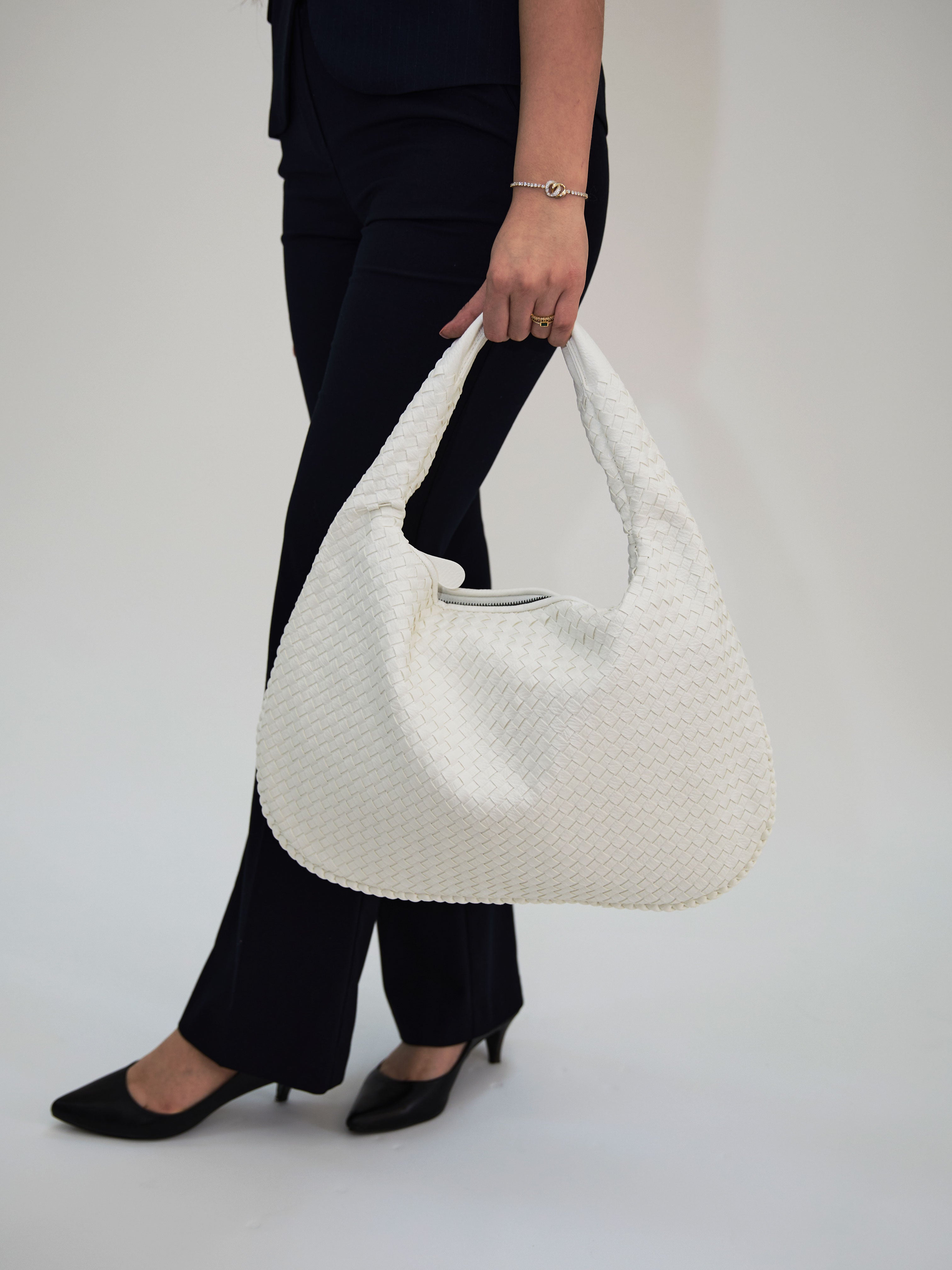 Everyday Leather Bag - White - CASAVENZA