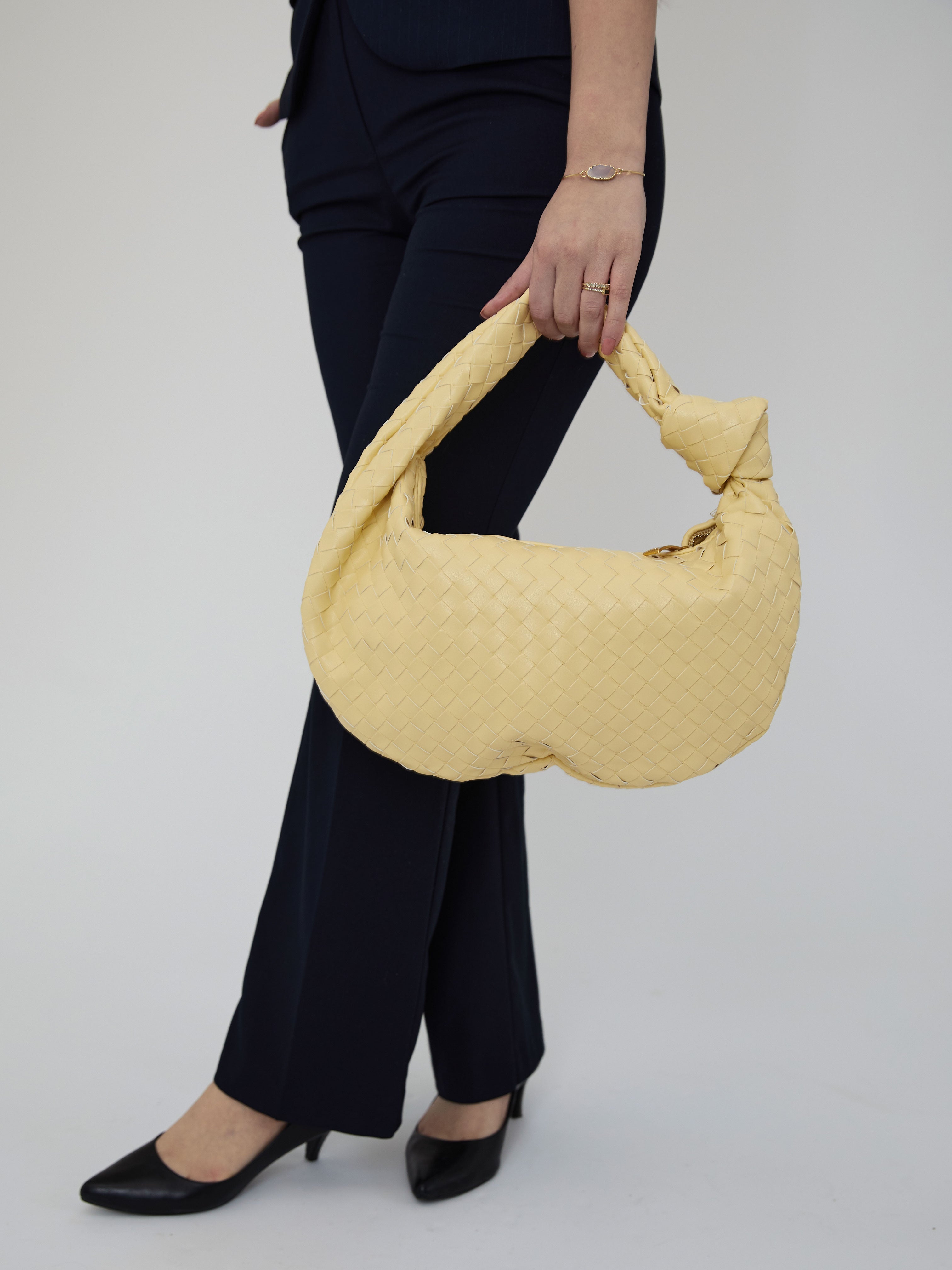 Medium Everyday Leather Bag - Light Yellow - CASAVENZA