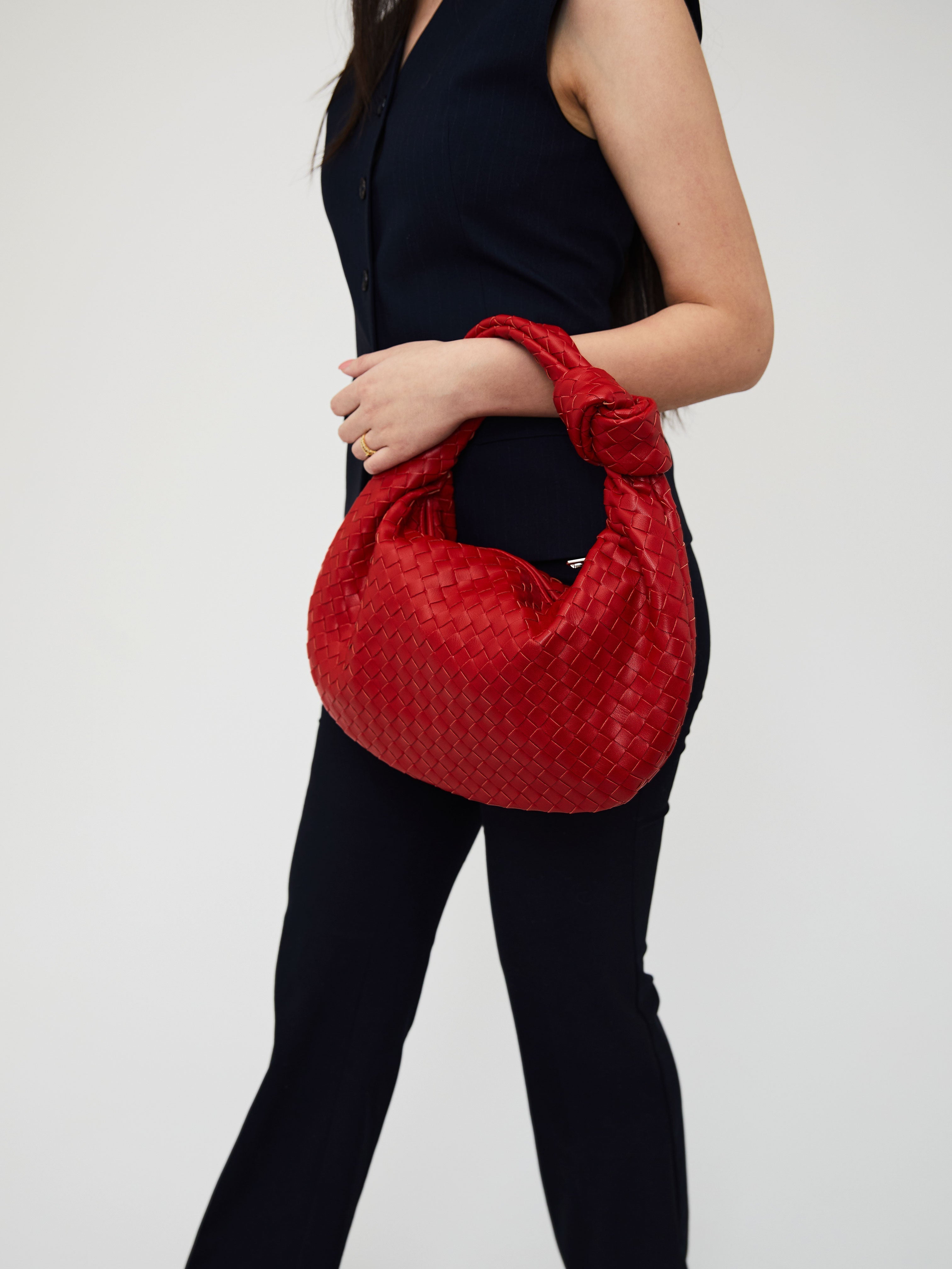 Medium Everyday Leather Bag - Cherry Red - CASAVENZA