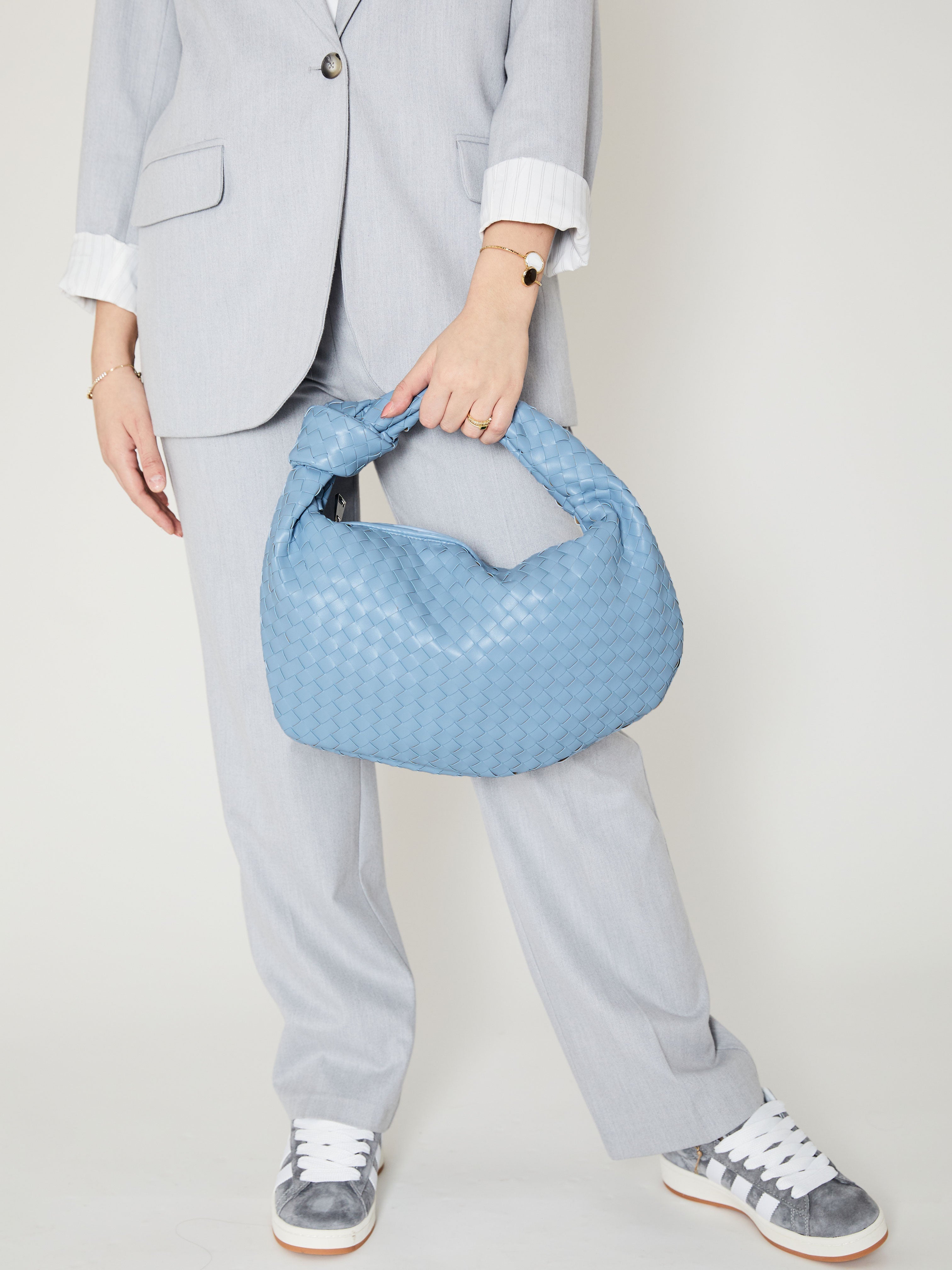 Medium Everyday Leather Bag - Sky Blue - CASAVENZA