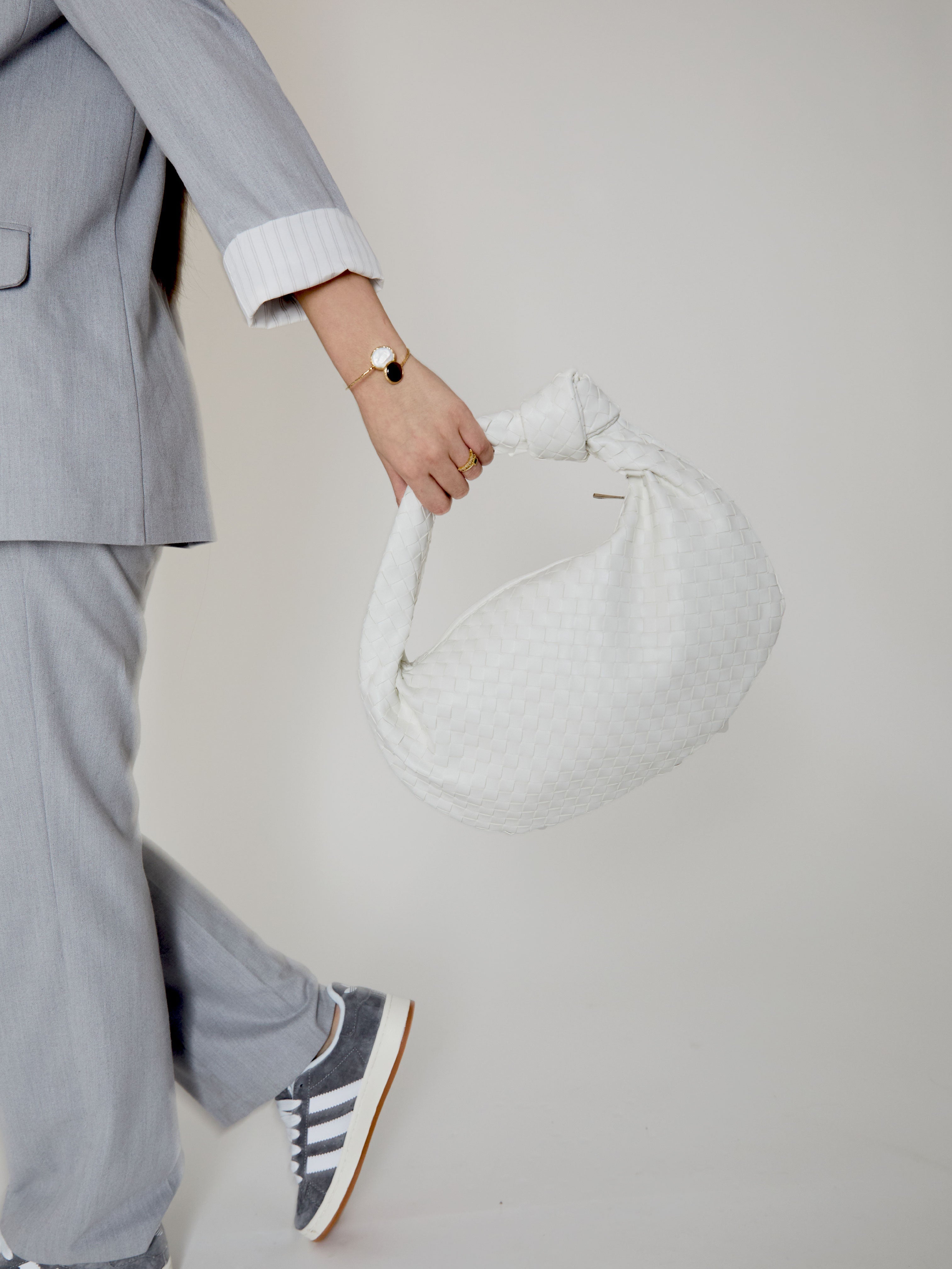 Medium Everyday Leather Bag - White - CASAVENZA