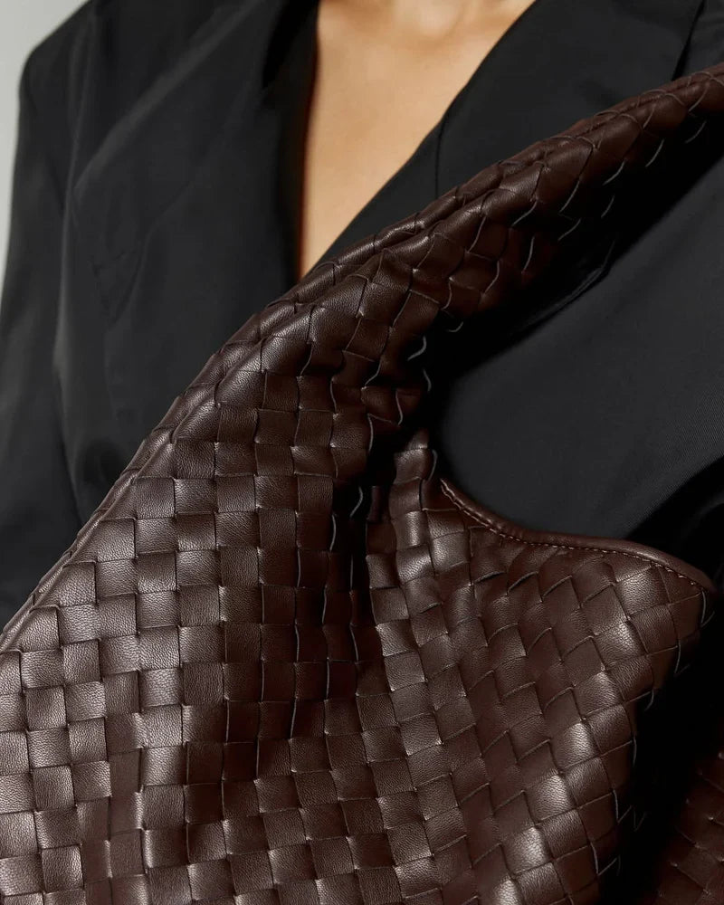 Elegance Leather Bag - Coffee - CASAVENZA