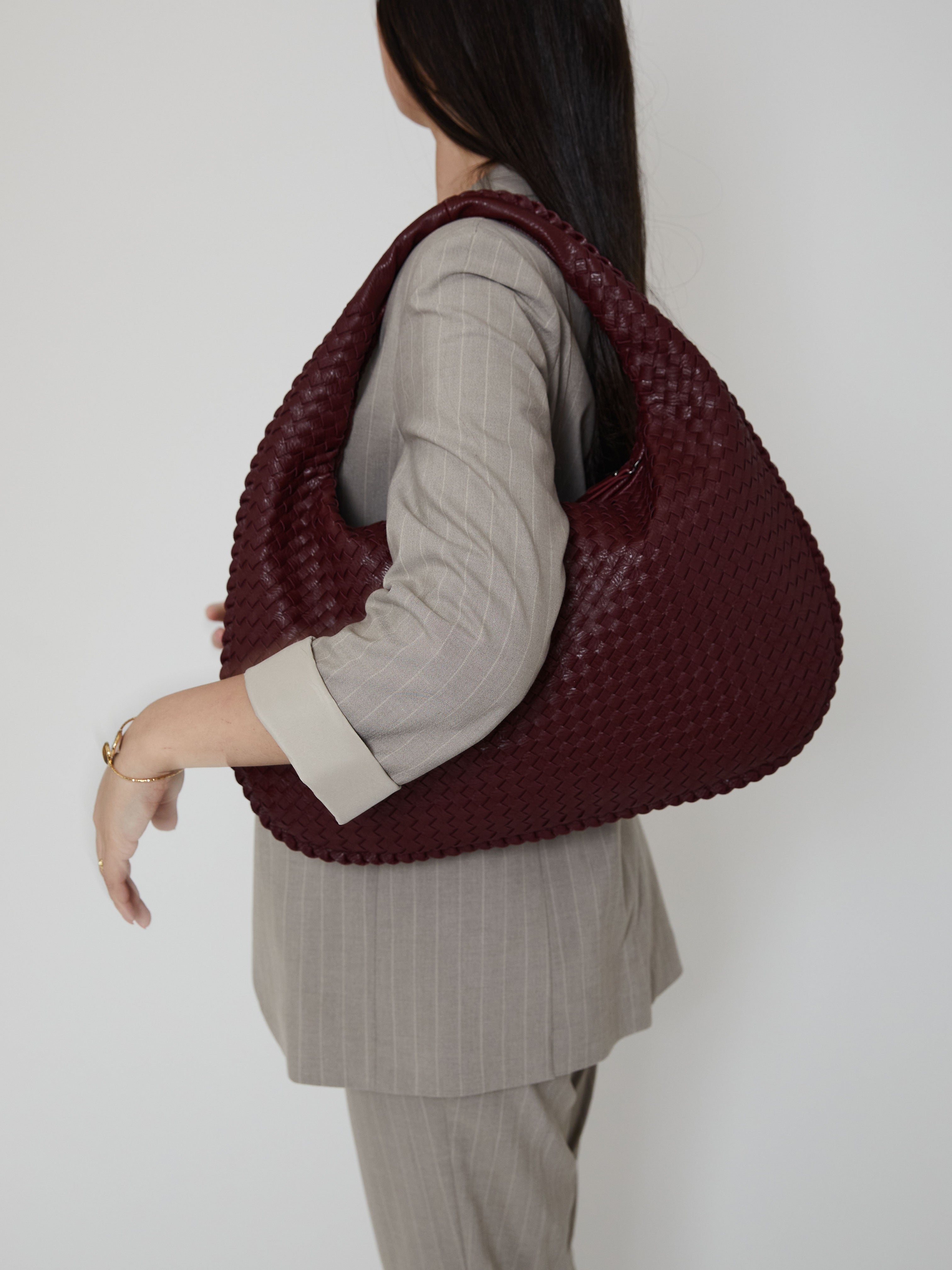 Everyday Leather Bag - Wine Red - CASAVENZA