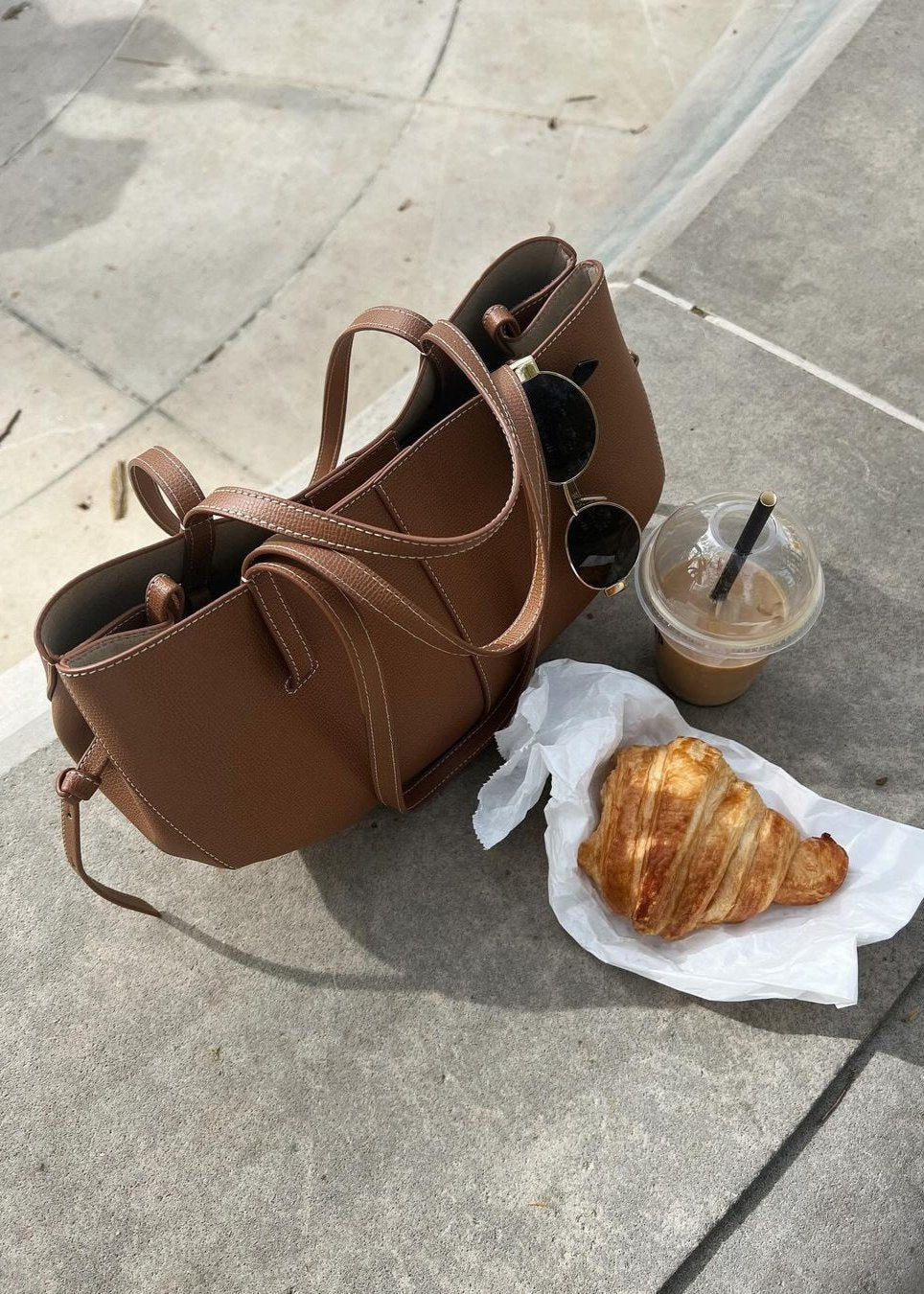 Essential Tote Bag - Camel - CASAVENZA