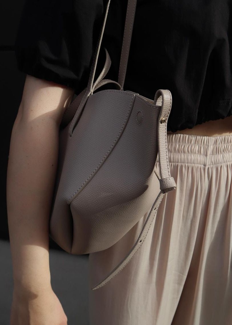 Essential Tote Bag - Taupe - CASAVENZA
